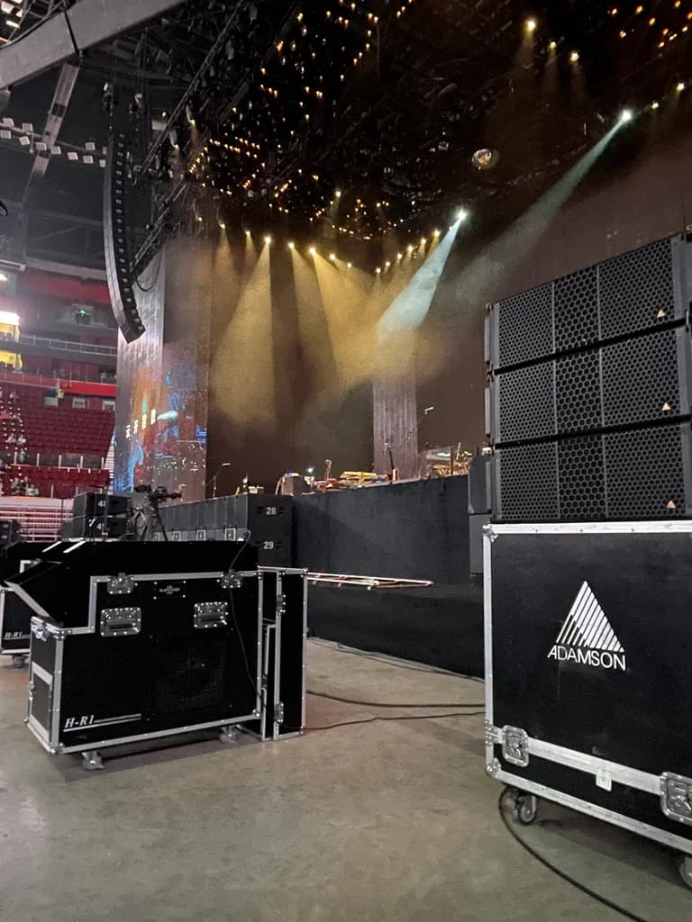 Xu Wei Closes Out Tour with Adamson